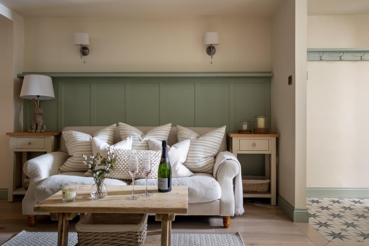 Alpha Terrace Villa Moreton-in-Marsh Esterno foto